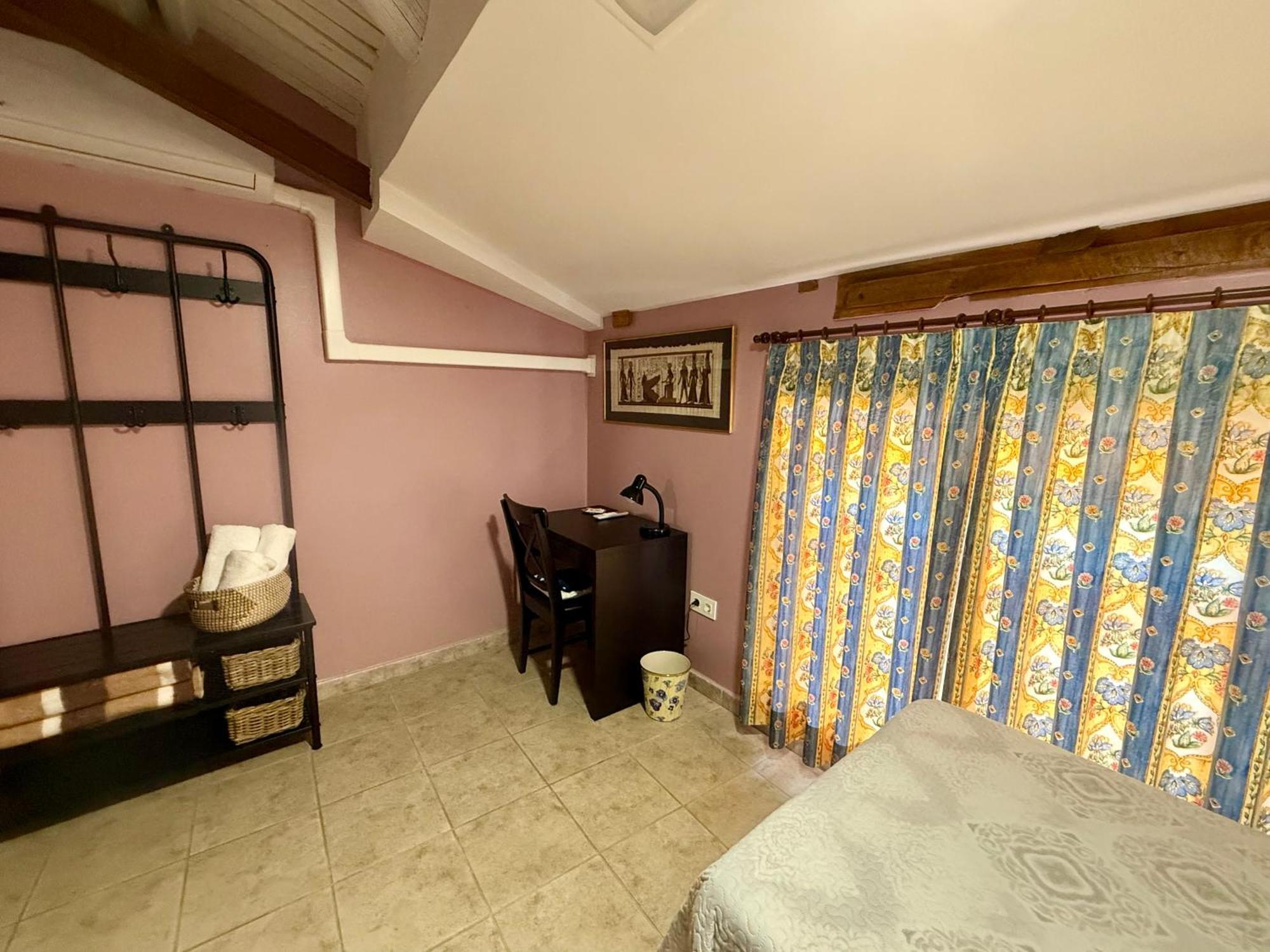 B&B Puente De Orbigo ออสปิตาล เด ออร์บีโก ภายนอก รูปภาพ